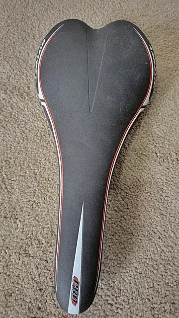 New NOS Ritchey Pro Carbon reinforced Road mountain bike seat Saddle