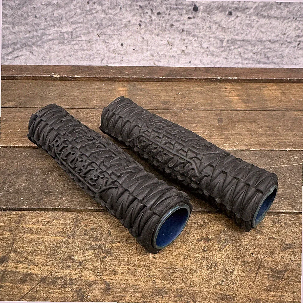 Ritchey Bike Handlebar Grips Black Rubber Slip-On Pair 90s 00s MTB BMX Bicycle