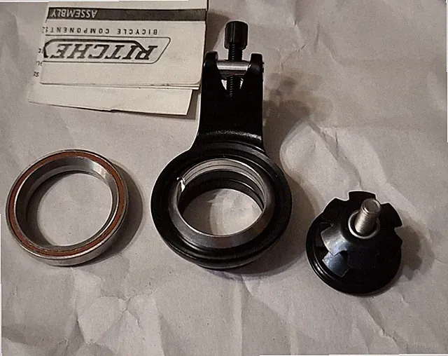 Ritchey pro comp headset drop in 15.3mm top cover