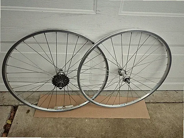 Ritchey Vantage Comp 26" Mountain Bike Wheelset Suntour XC Pro Grease Guard Hubs